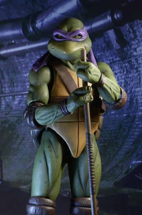 NECA - Teenage Mutant Ninja Turtles (1990 Movie) Donatello 1/4 Scale Figure