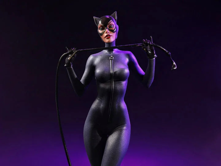 Catwoman (J. Scott Campbell) - Cover Girls of the DC Universe - 1/8 Scale Limited Edition Statue