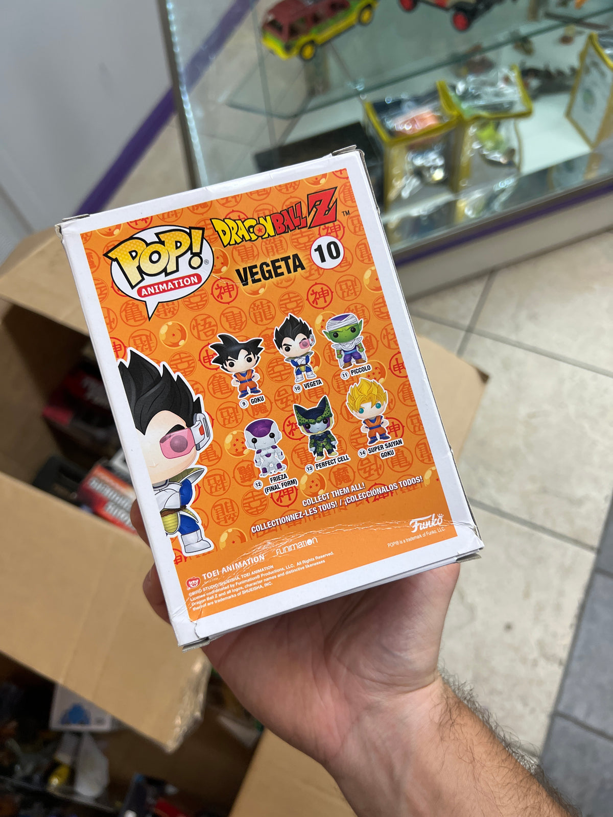 Funko Pop! Animation - Vegeta (LE Convention Exclusive) - 10 *DAMAGED BOX SEE PHOTO*