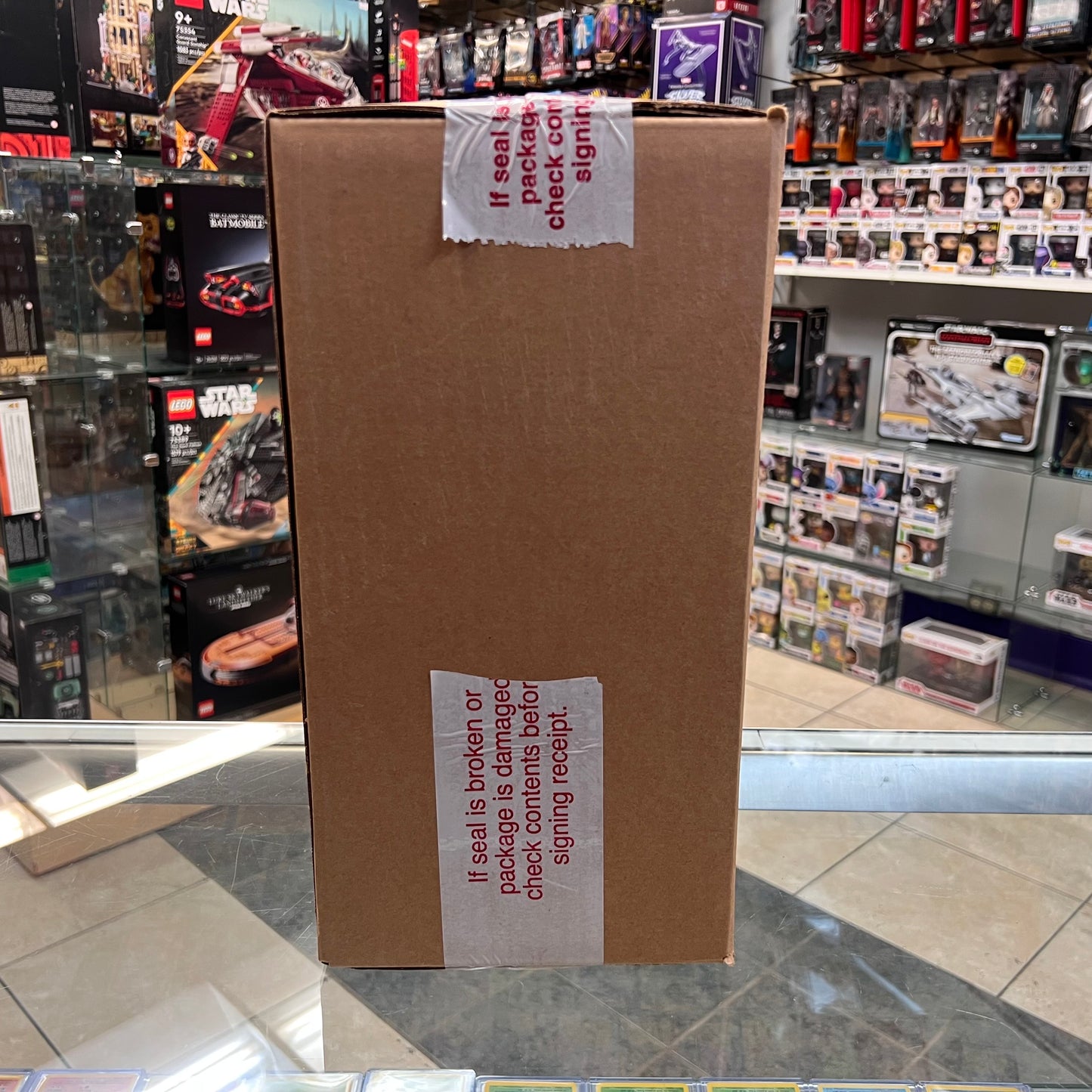 Pokémon - Celebrations Ultra-Premium Collection - Celebrations (SEALED CASE)