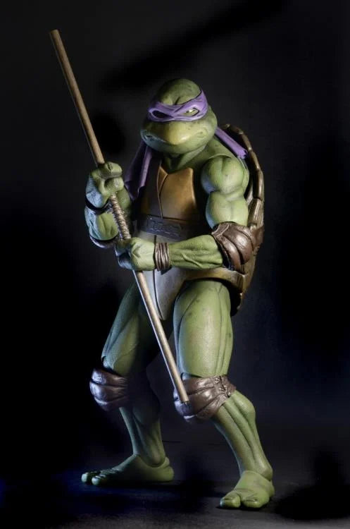 NECA - Teenage Mutant Ninja Turtles (1990 Movie) Donatello 1/4 Scale Figure