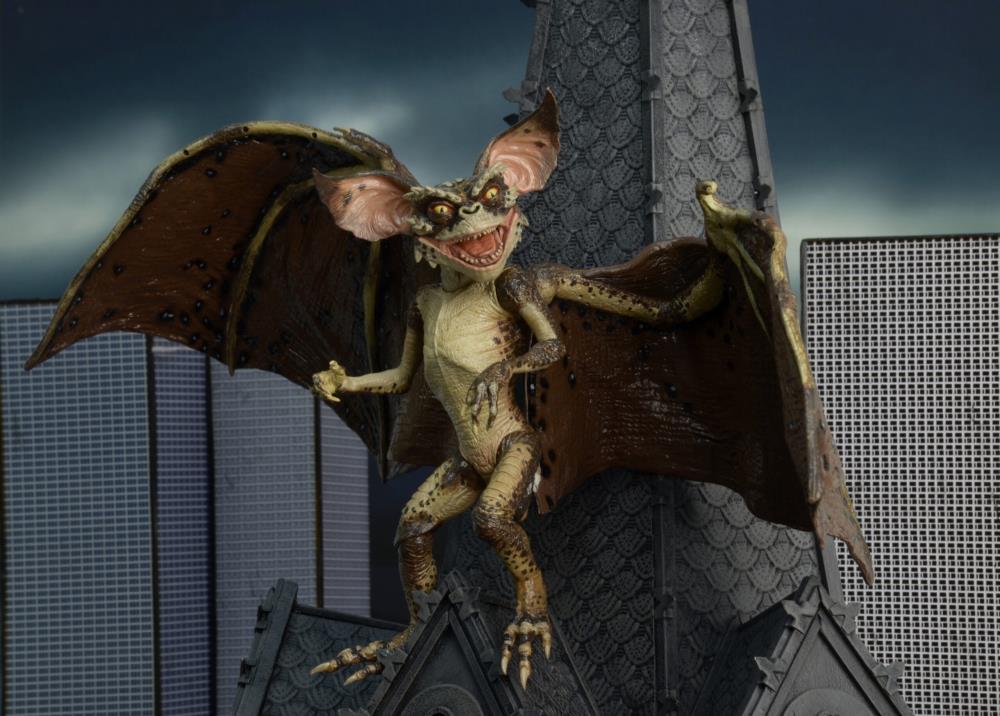 NECA - Gremlins 2: The New Batch Bat Gremlin Deluxe Boxed Action Figure