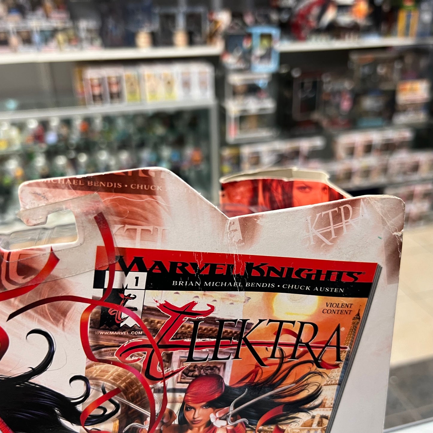 Marvel Select - Elektra - Special Collector Edition Action Figure with Base - 2002