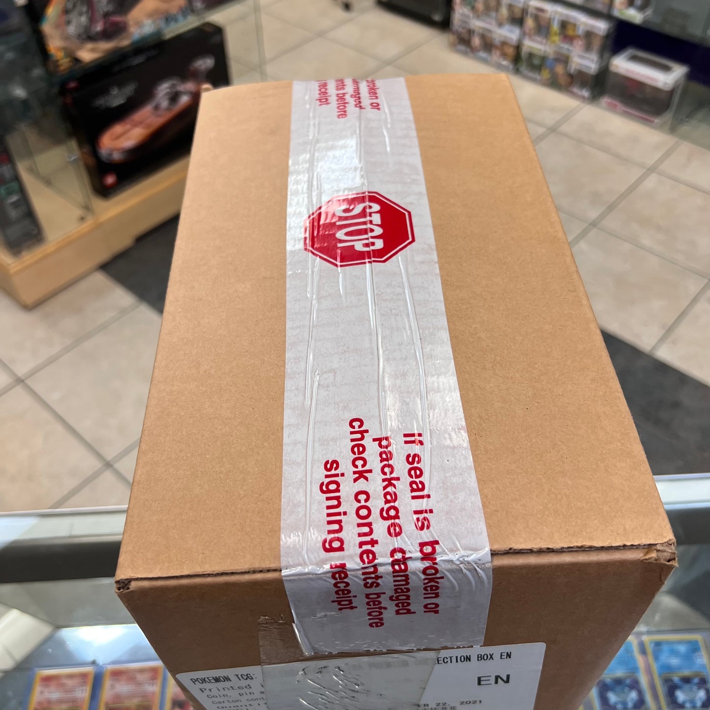 Pokémon - Celebrations Ultra-Premium Collection - Celebrations (SEALED CASE)