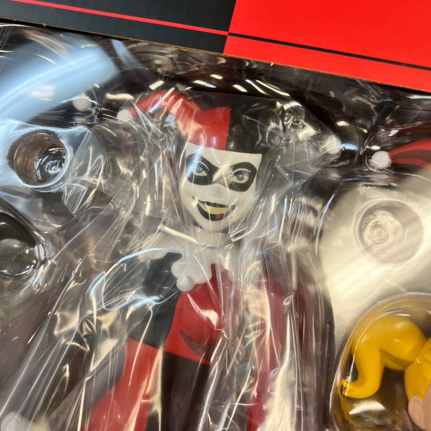 Batman: The Animated Series - Harley Quinn 1/6 Scale Figure - Timed Edition