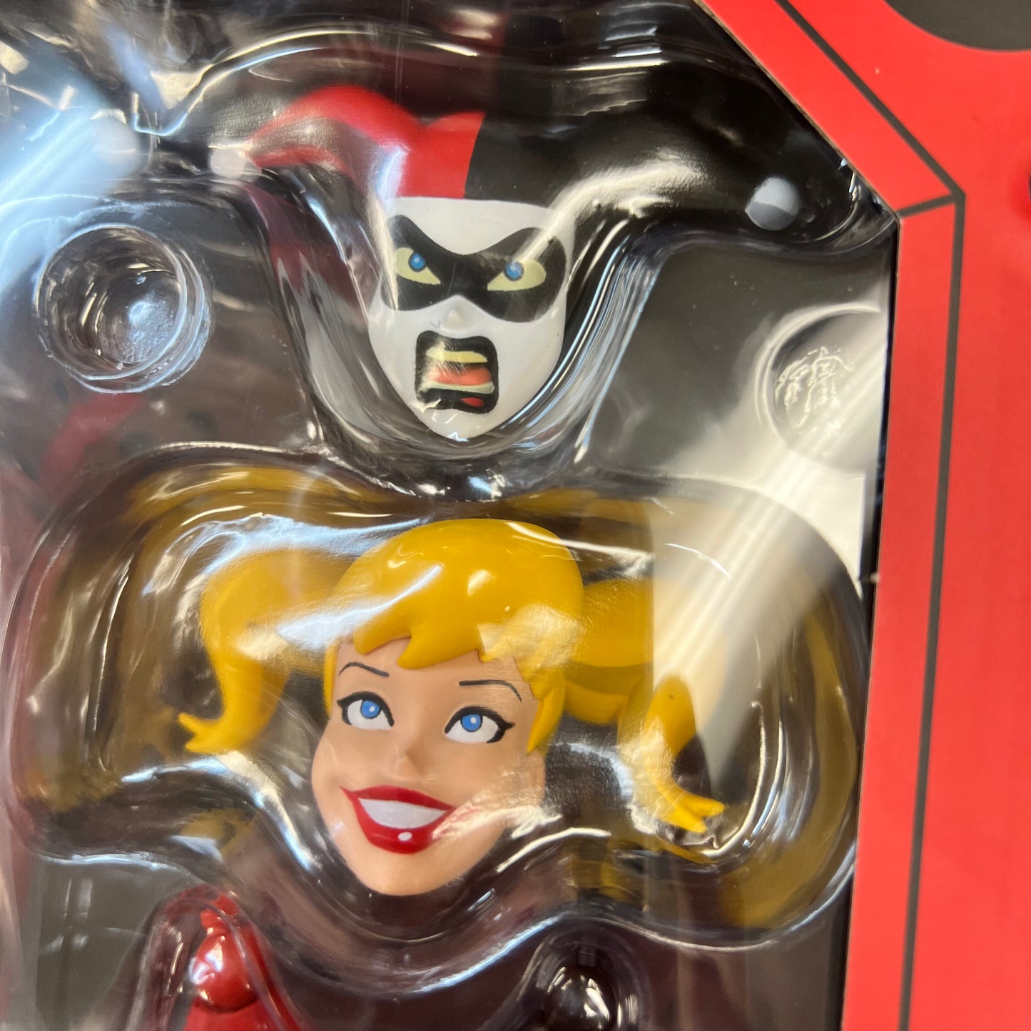 Batman: The Animated Series - Harley Quinn 1/6 Scale Figure - Timed Edition