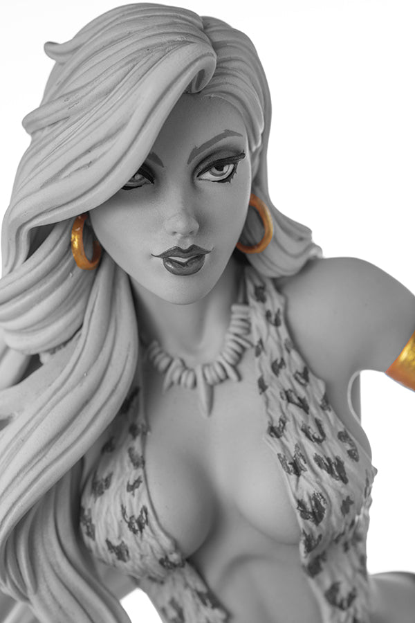 Women Dynamite Sheena Queen Campbell B&W Statue