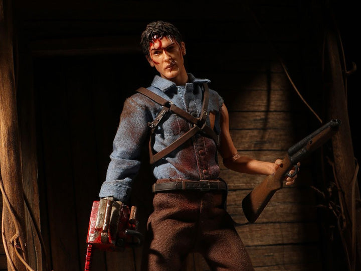 Mezco One:12 - Evil Dead 2 One:12 Collective - Ash