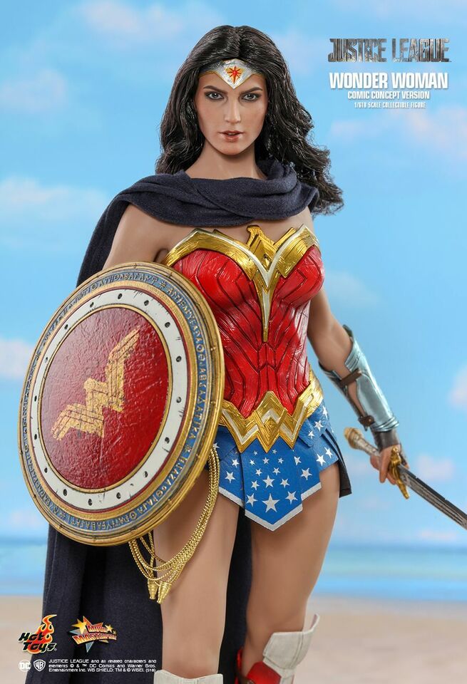 Hot Toys - Justice League - Wonder Woman - MMS506 - Sideshow Exclusive - Comic Concept Edition - (OPEN BOX-USED)