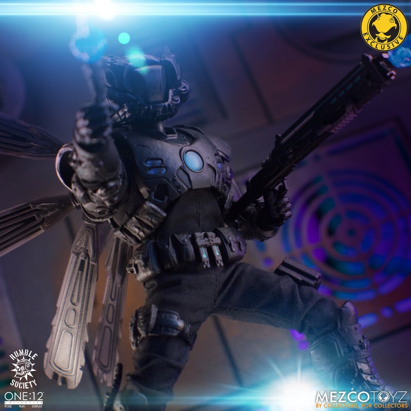 Mezco One:12 Rumble Society - Krig-13: Eradicator Hornet Edition