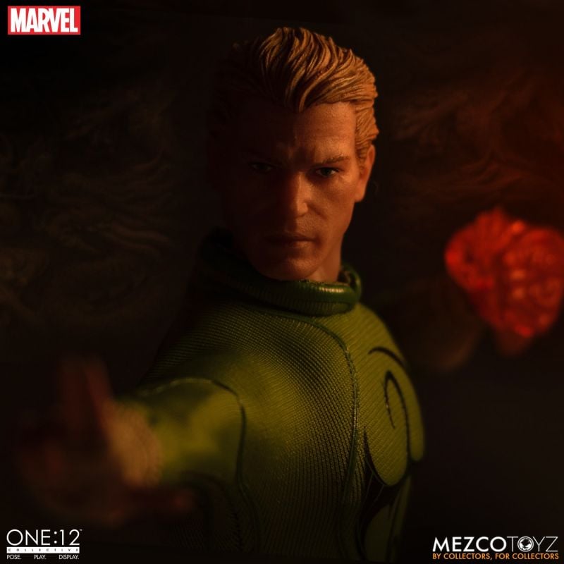 Mezco One:12 Collective - Iron Fist