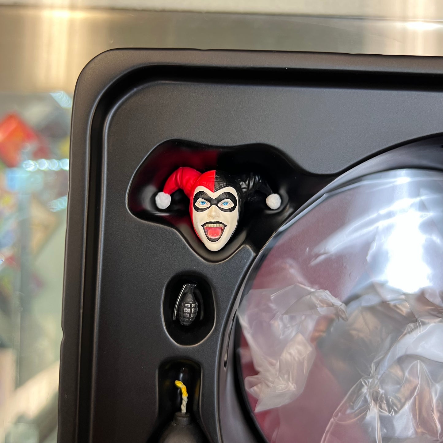 Mezco One:12 Collective - Harley Quinn - Deluxe Edition (OPEN BOX)