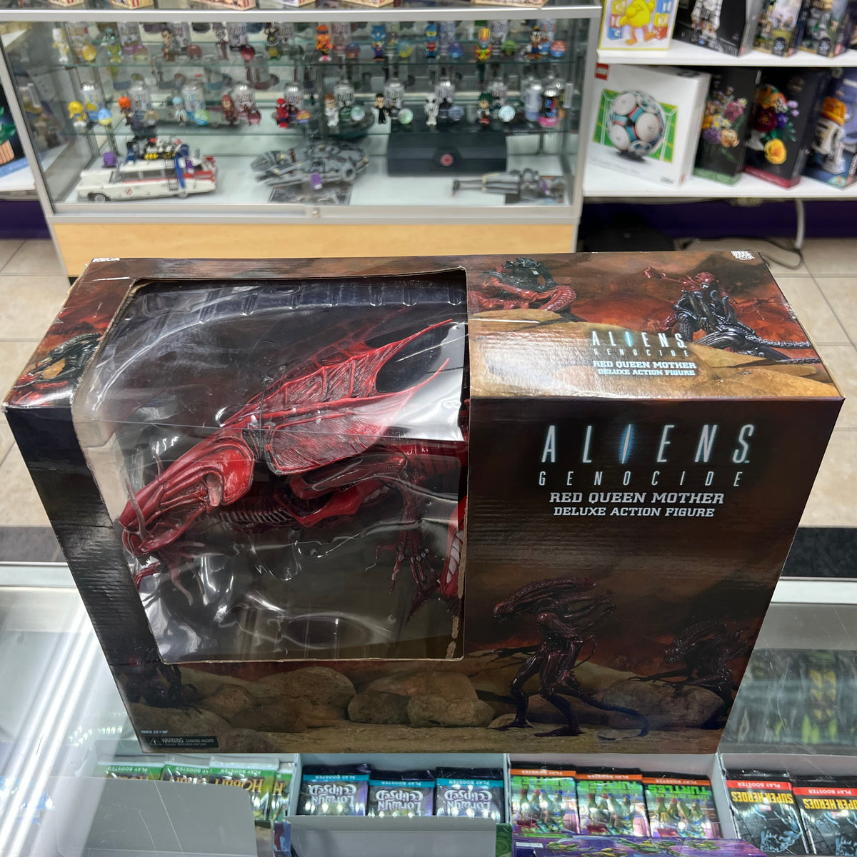 NECA - Aliens Genocide - Red Queen Mother (Ultra Deluxe Action Figure) *SEE PHOTOS*