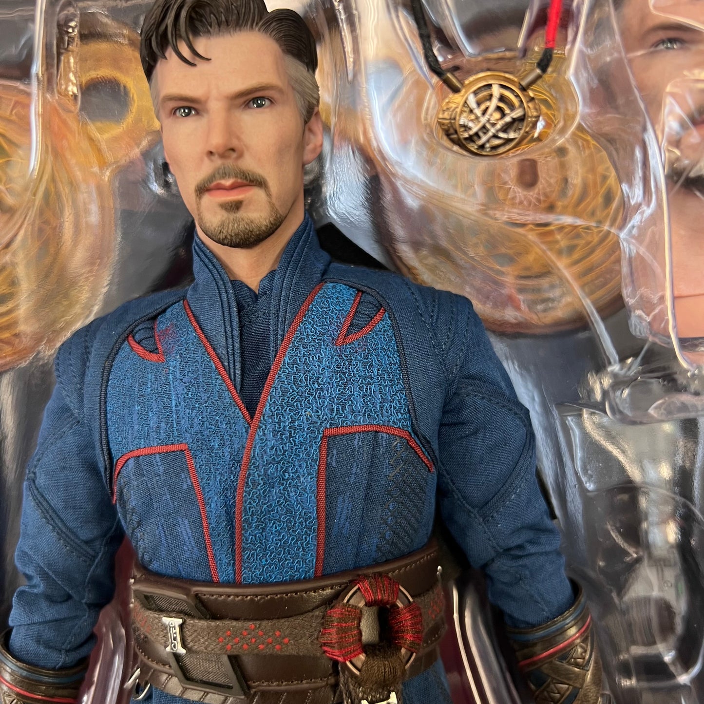 Hot Toys - Doctor Strange in the Multiverse of Madness - Doctor Strange 1/6th Scale Collectible Figure - MMS645 (OPEN BOX)
