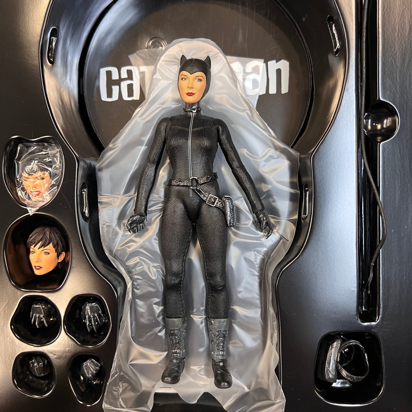 Mezco One:12 Collective - Catwoman (OPEN BOX)