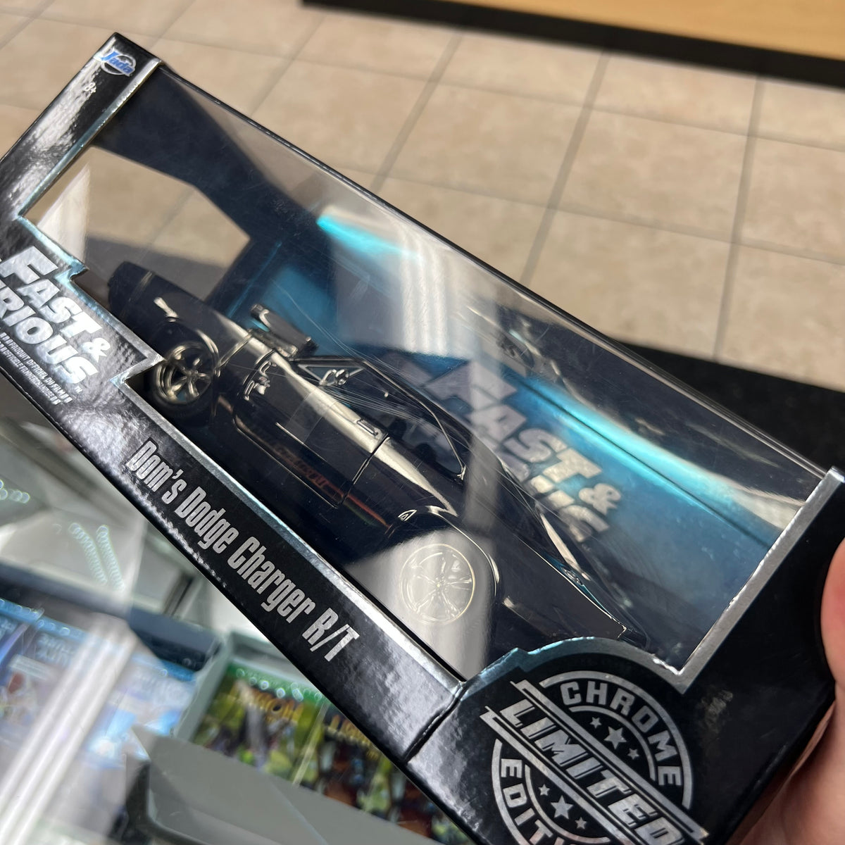 Jada - Fast and Furious - Dom's Dodge Charger R/T (Limited Chrome Edition) - 1:24 Scale Die-Cast Metal Car