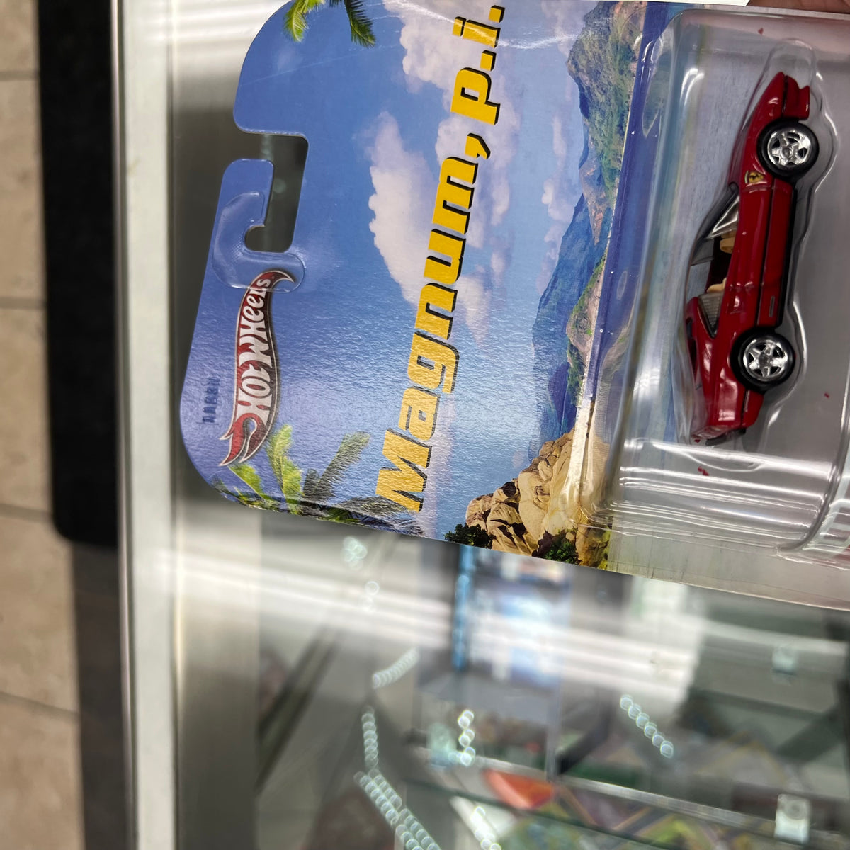 Hot Wheels - Retro Entertainment - Magnum P.I. - Ferrari 308 GTS QV (2012) *SEE PHOTOS*