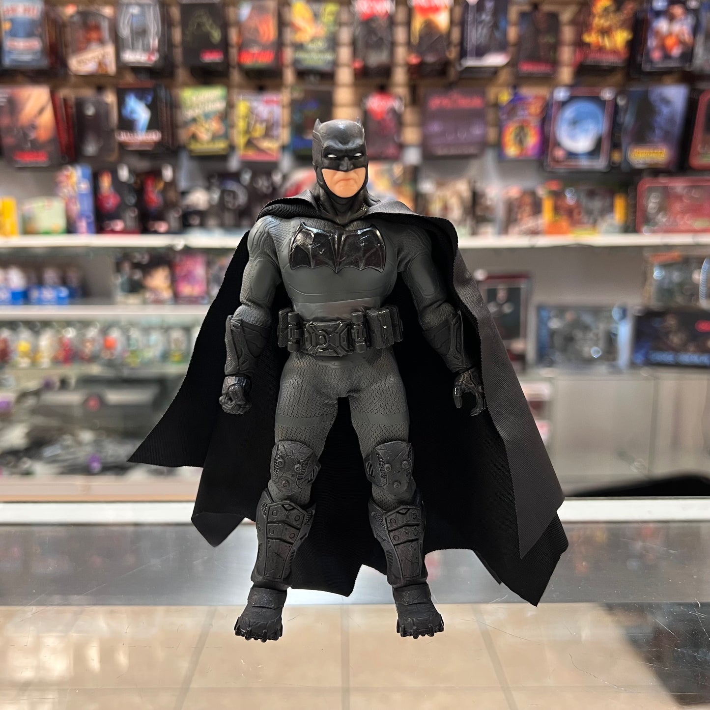 Mezco Toyz One:12 Collective - Batman: Supreme Knight (OPEN BOX)