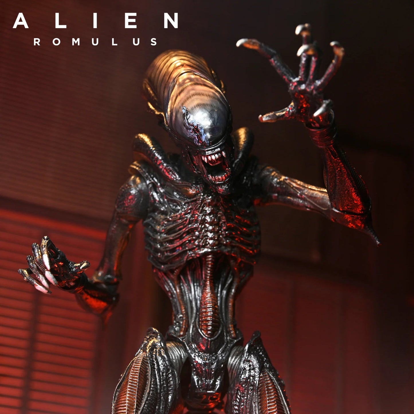 Alien: Romulus Ultimate Scorched Xenomorph 7-inch Scale Action Figure