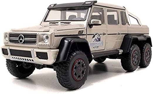 Jurassic World - Mercedes Benz G63 AMG 6x6 SUV  (1/24 scale) 2015