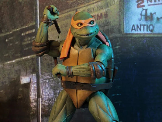 Teenage Mutant Ninja Turtles (1990 Movie) Michelangelo 1/4 Scale Figure - NECA