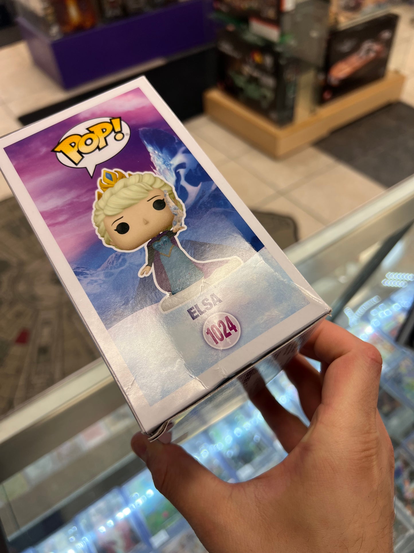 Funko Pop! Disney Frozen - Elsa - 1024 (DAMAGED BOX)