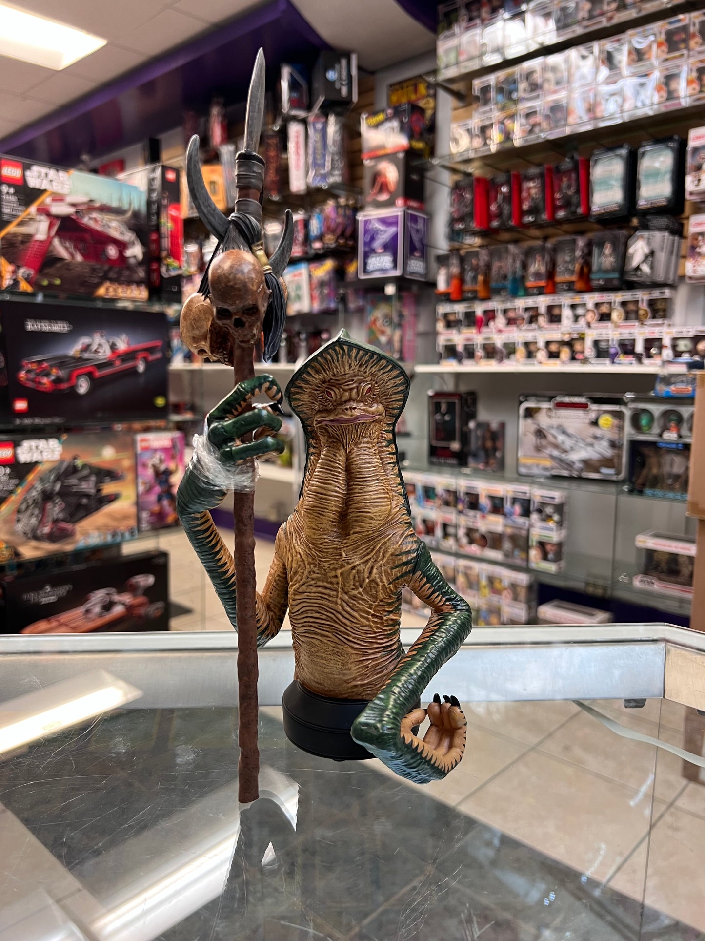 Gentle Giant - Star Wars Amanaman Collectible Mini Bust - 2019 Premier Guild Gift