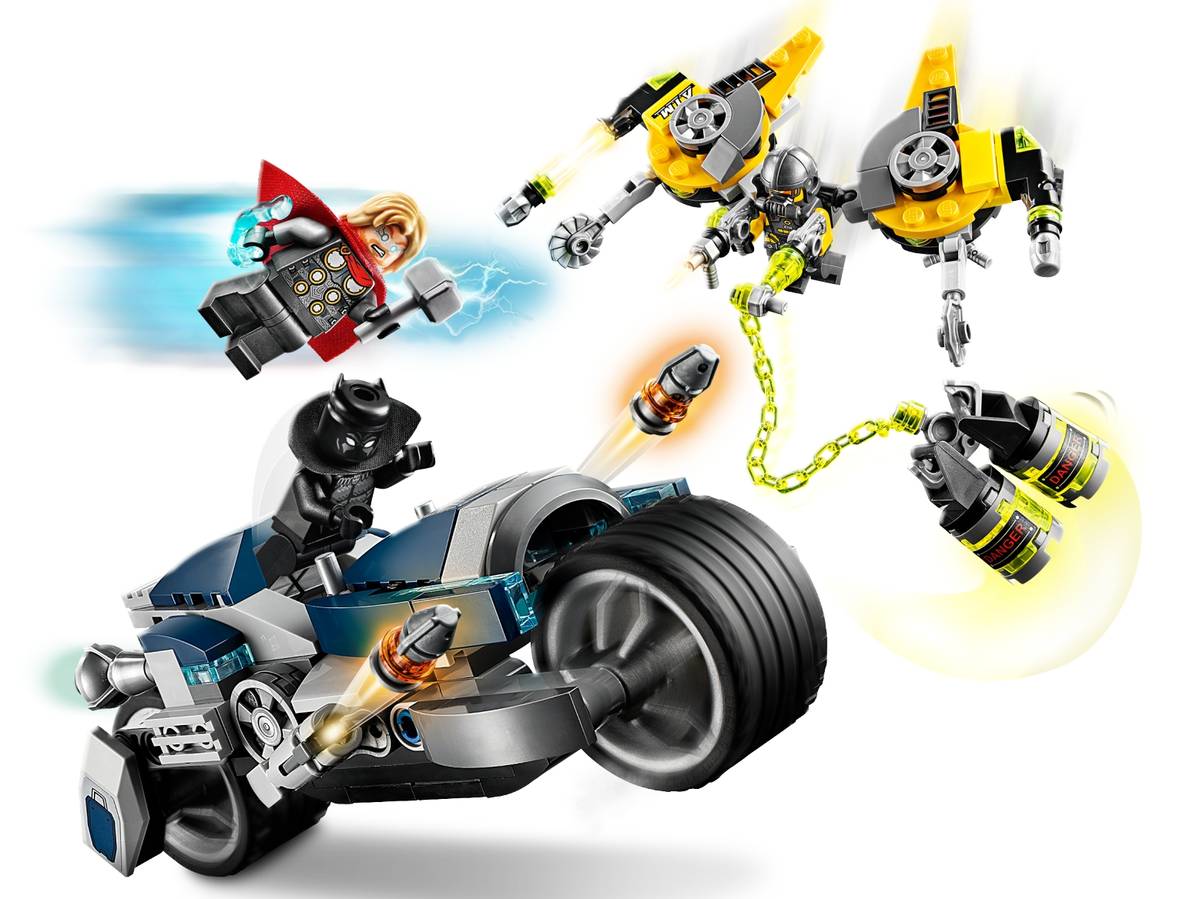 LEGO Marvel - Avengers Speeder Bike Attack - 76142 (RETIRED)