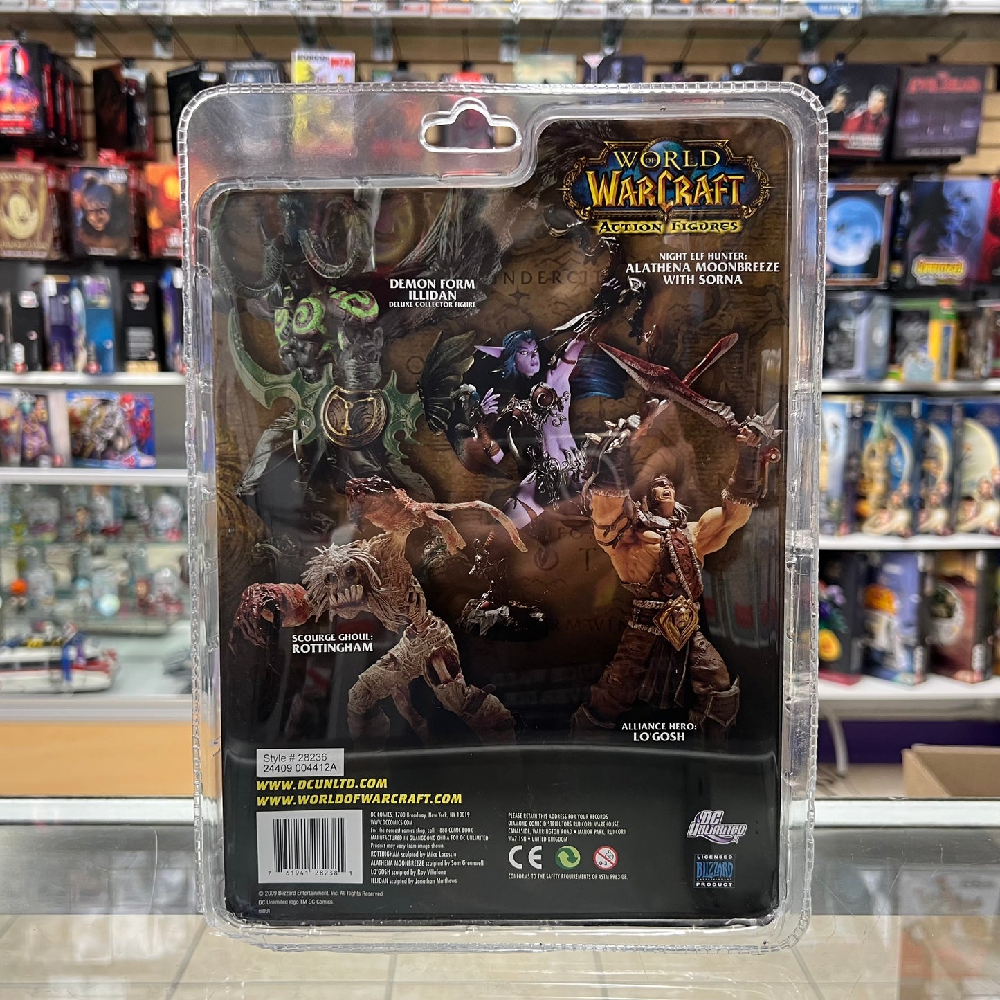 World of Warcraft - Alathena Moonbreeze w/ Sorna - Series 5  Action Figure