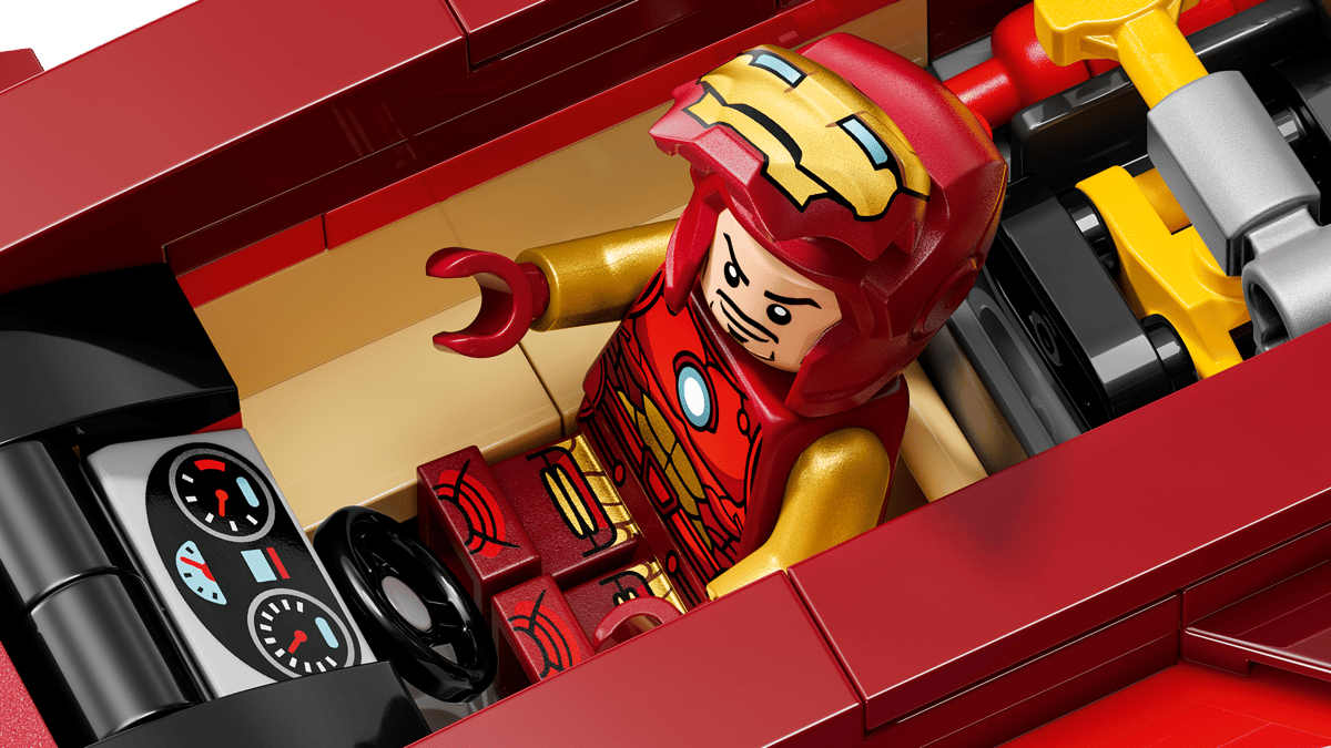 LEGO Marvel - Iron Man Car & Black Panther vs. Red Hulk - 76310
