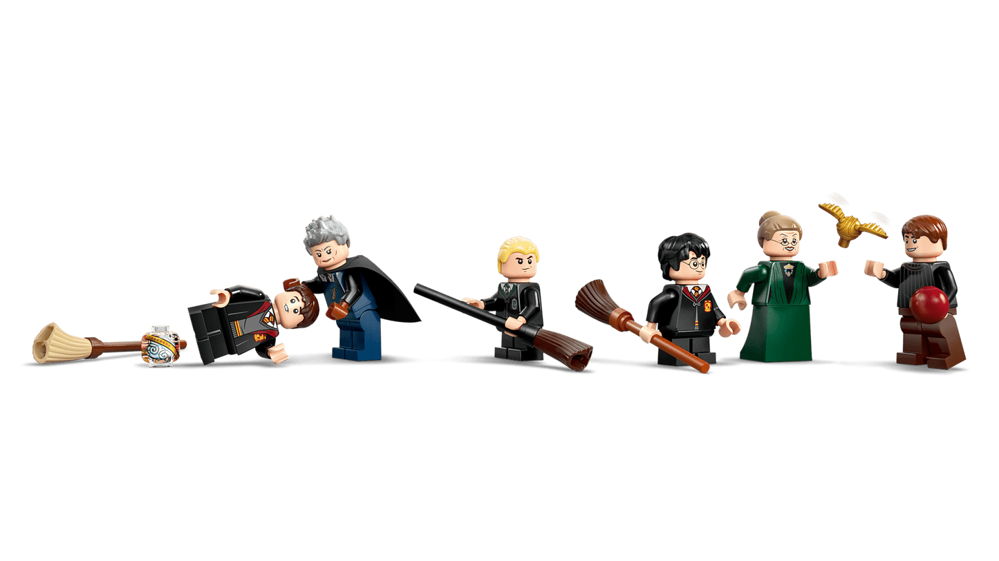 LEGO Harry Potter - Hogwarts™ Castle: Flying Lessons - 76447