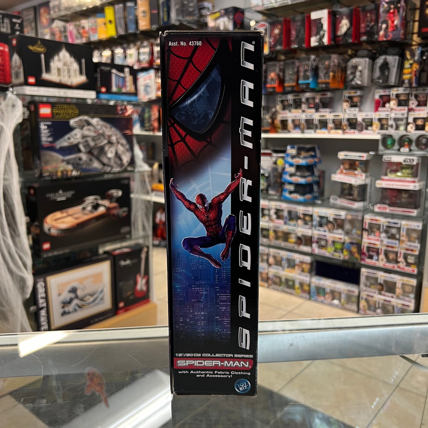 Toybiz 12in - Spider-Man Collector Series with Authentic Fabric Clothing (2001)