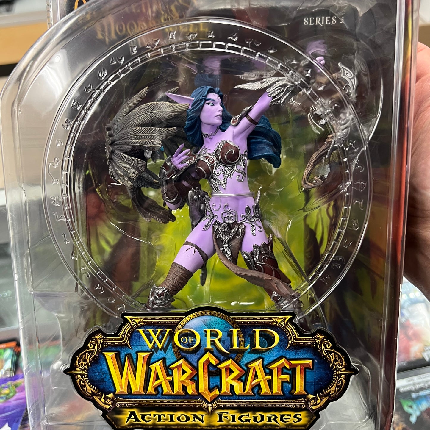 World of Warcraft - Alathena Moonbreeze w/ Sorna - Series 5  Action Figure