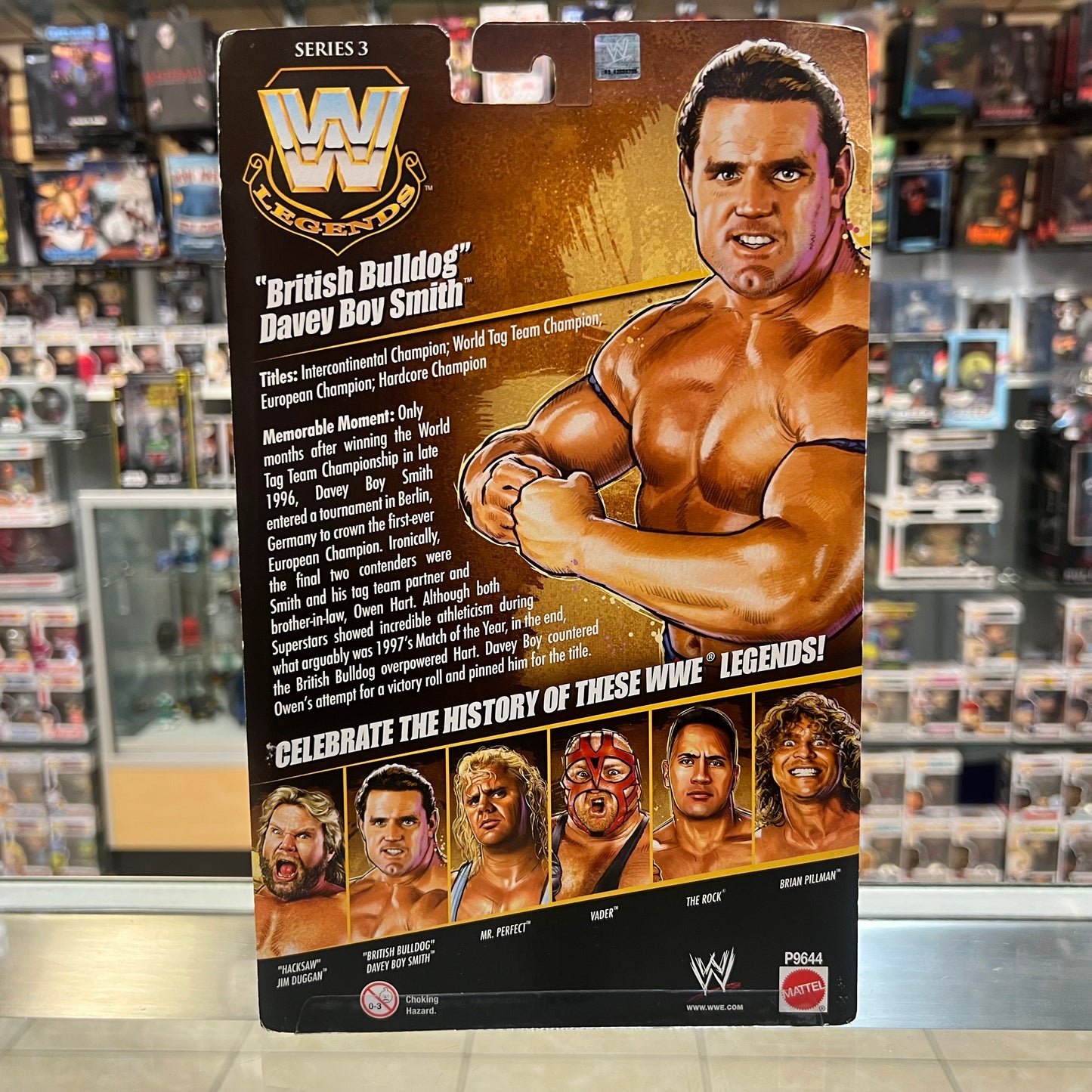 WWE WRESTLING LEGENDS - "BRITISH BULLDOG" DAVEY BOY SMITH - SERIES 3 - 2010