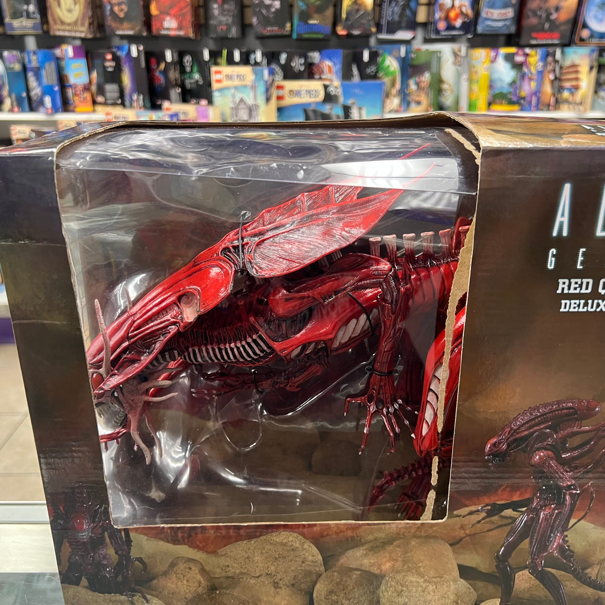NECA - Aliens Genocide - Red Queen Mother (Ultra Deluxe Action Figure) *SEE PHOTOS*