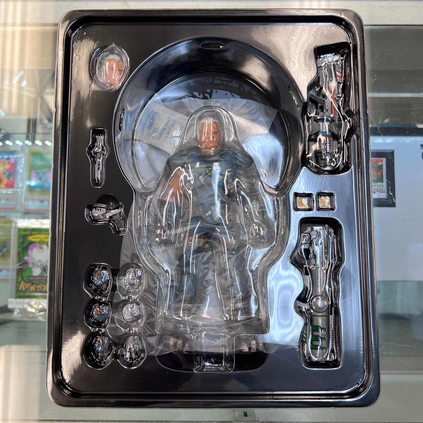 Mezco One:12 Collective - Cable (OPEN BOX)