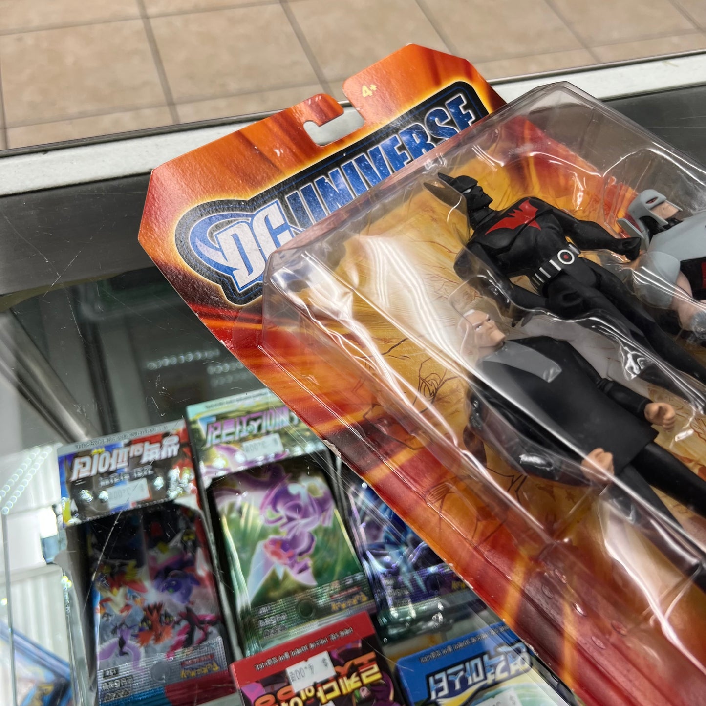 DC Universe - Justice League Unlimited (Fan Collection 3 pack) - Bruce Wayne, Batman & Warhawk Action Figures - CREASED CARDSTOCK