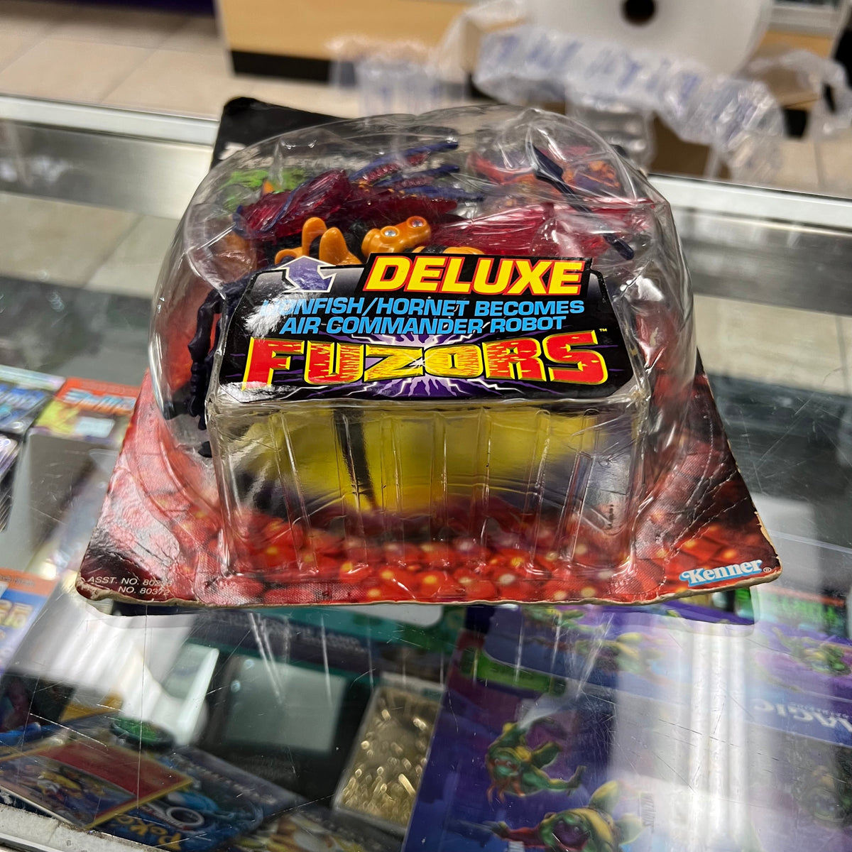Transformers - Beast Wars - Fuzors Deluxe w/ Predacon Injector *BAD BOX / SEE PHOTOS*