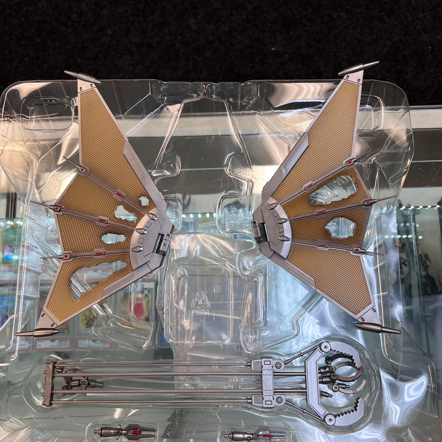 S.H.MonsterArts - MECHA-KING GHIDORAH - Shinjuku Decisive Battle Special Set (OPEN BOX)