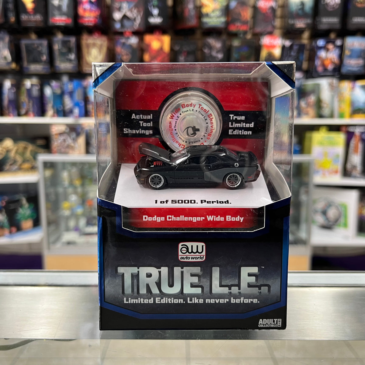 Auto World - True L.E. - Dodge Challenger (Black) Wide Body - LE 5000 - 1:64 Scale - Toys R Us Exclusive - 2011 *YELLOWING BOX*