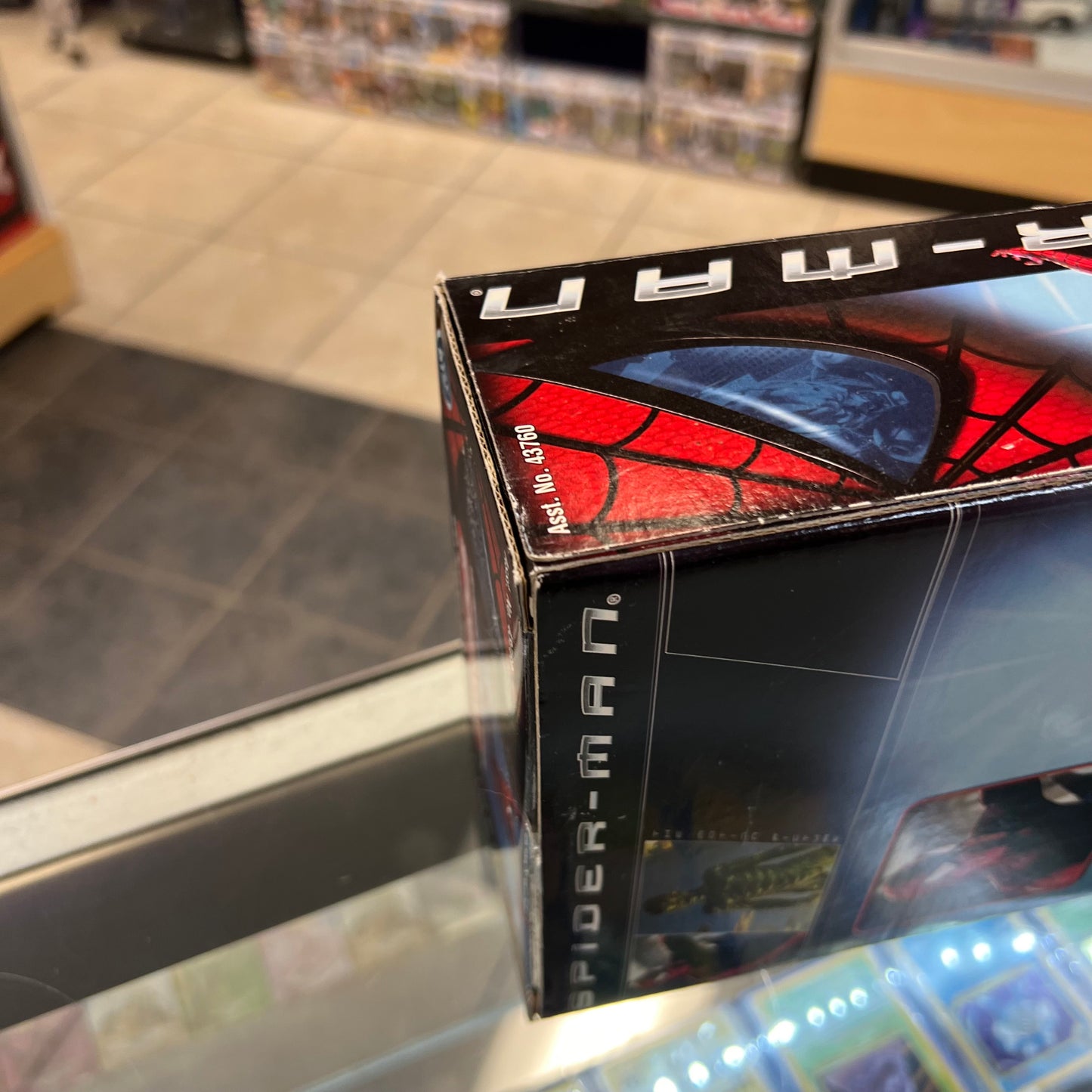 Toybiz 12in - Spider-Man Collector Series with Authentic Fabric Clothing (2001)