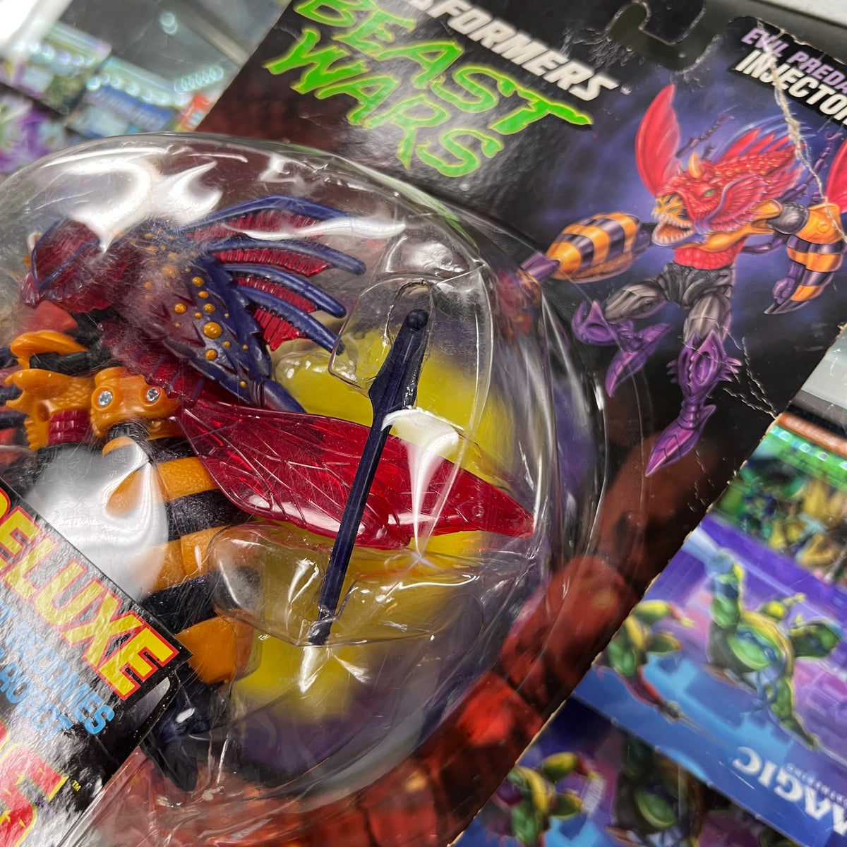 Transformers - Beast Wars - Fuzors Deluxe w/ Predacon Injector *BAD BOX / SEE PHOTOS*