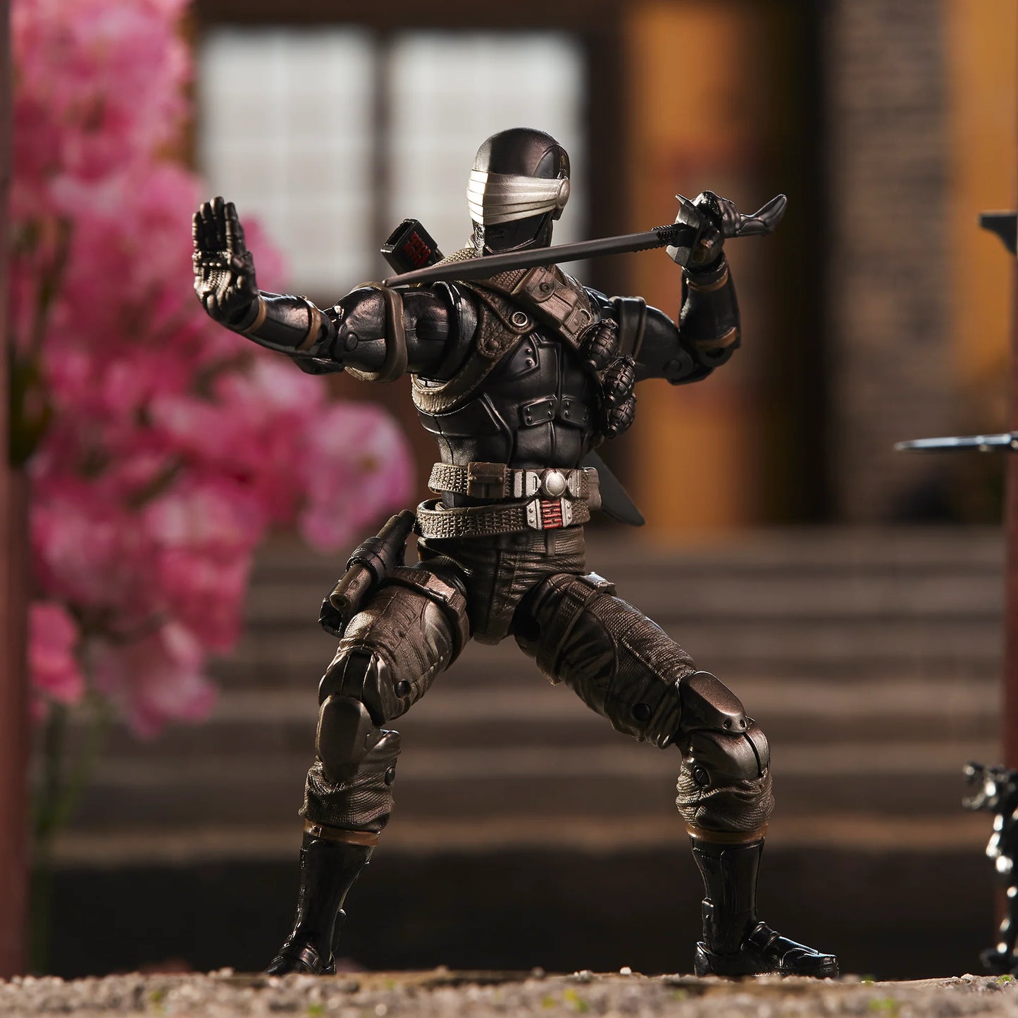 Hasbro G.I. Joe Classified Series Snake Eyes Deluxe 6" Exclusive Action Figure - #00