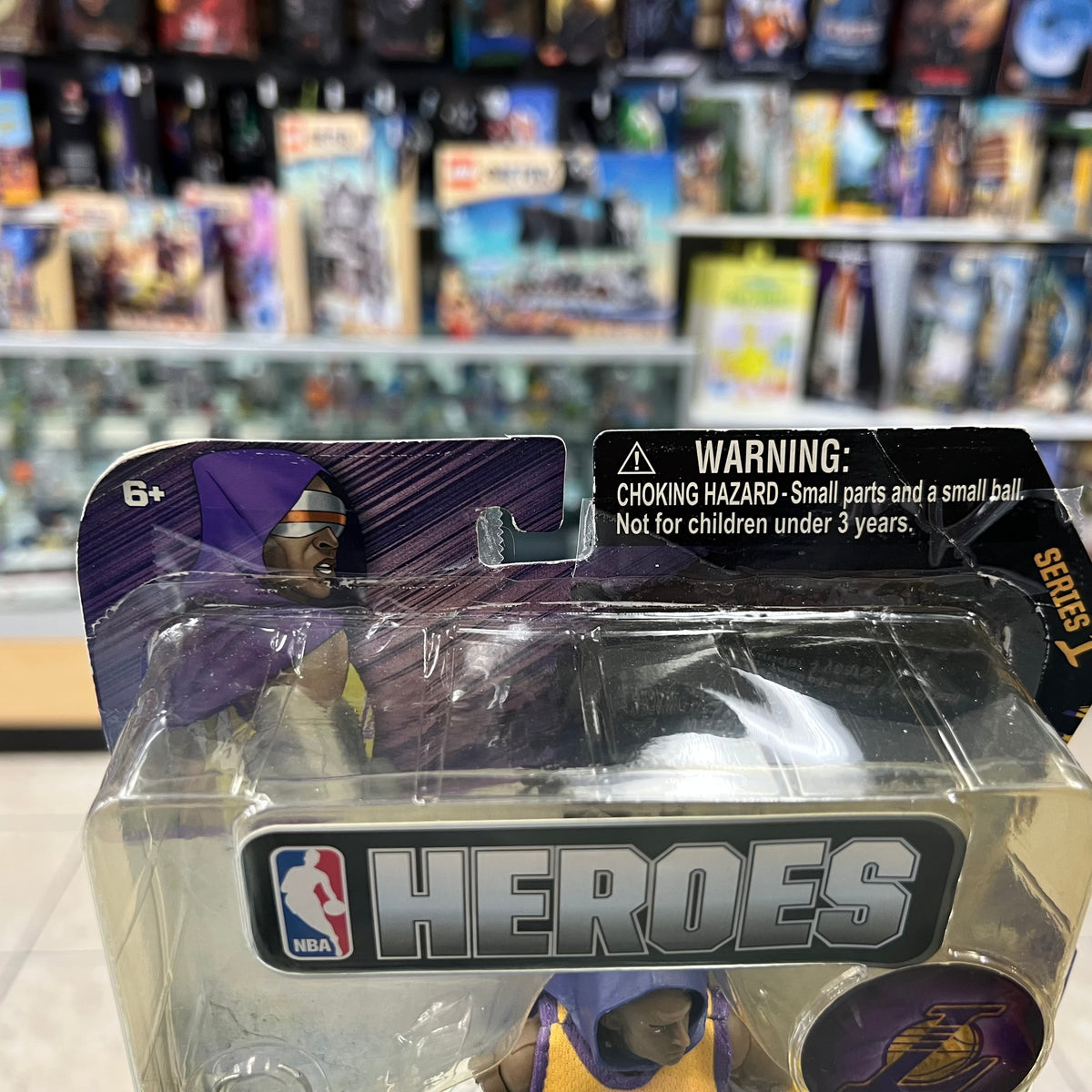 NBA Heroes - Kobe Bryant (LA Lakers #24) - 6" Action Figure - Series 1 - 2014 *Damaged Cardstock* *SEE PHOTOS*