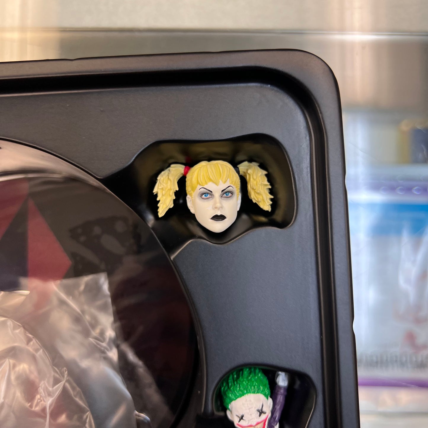 Mezco One:12 Collective - Harley Quinn - Deluxe Edition (OPEN BOX)