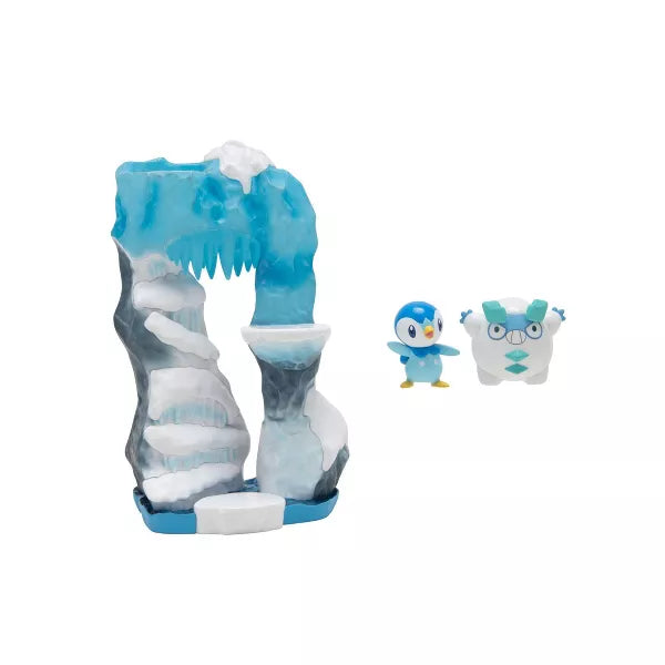 Pokémon Select - Snowy Hill Glacier Environment Display with Galarian Darumaka and Piplup Mini Figures