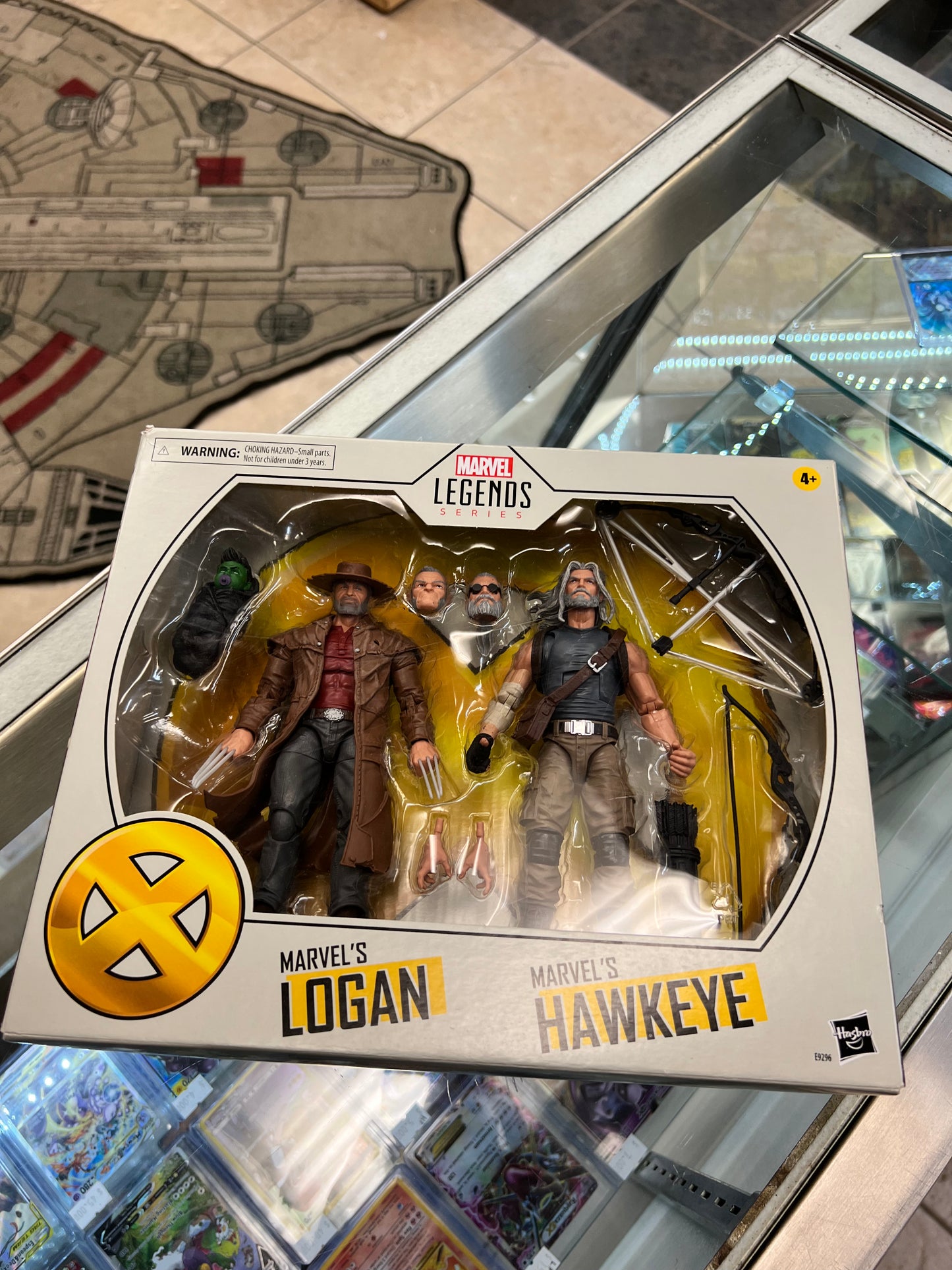 X-Men 20th Anniversary Marvel Legends Old Man Logan & Hawkeye