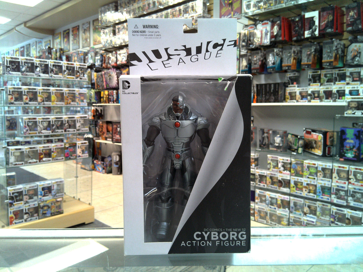 DC COMICS NEW 52 - Cyborg Action Figure - Brian Fay