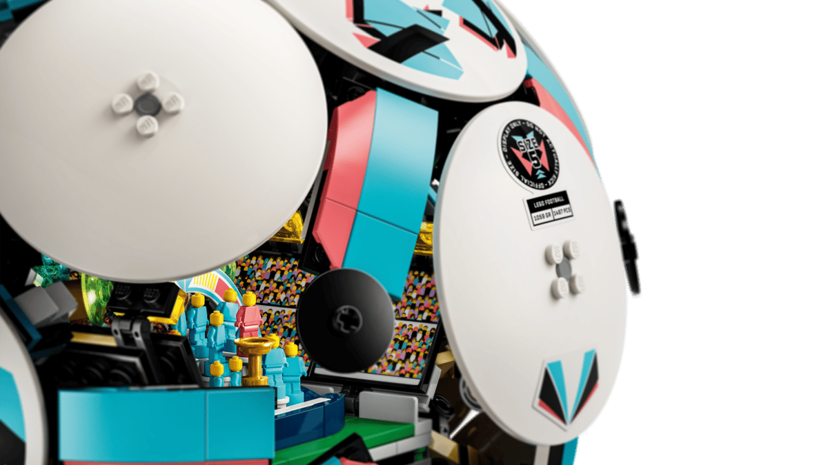 LEGO Editions - Soccer Ball - 43019