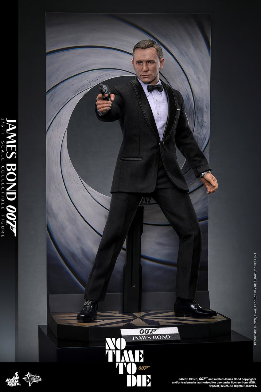 Hot Toys - James Bond - 1:6 Scale - MMS803